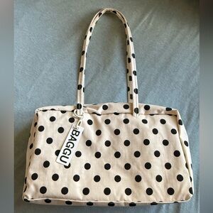 NWT Baggu Medium Polka Dot Bowler
